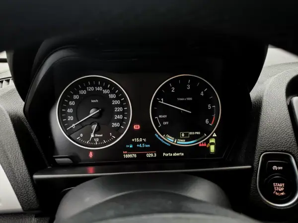BMW 116 2015 - 13500 EUR, 169000 km - AUTO.MOTO.pt - 169000km - foto 31 de 43