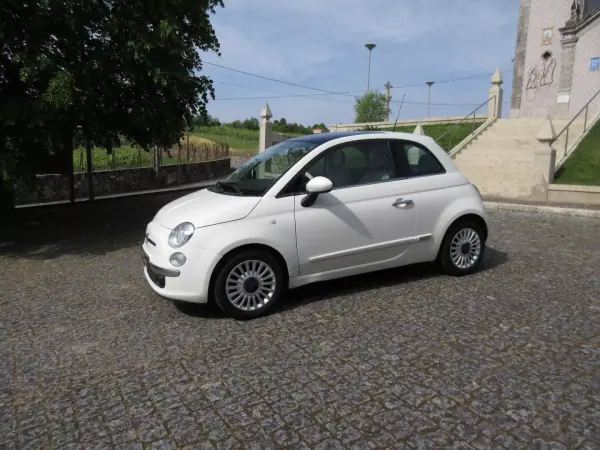 Fiat 500 2010 - 6990 EUR, 185000 km - AUTO.MOTO.pt - 185000km - foto 4 de 37