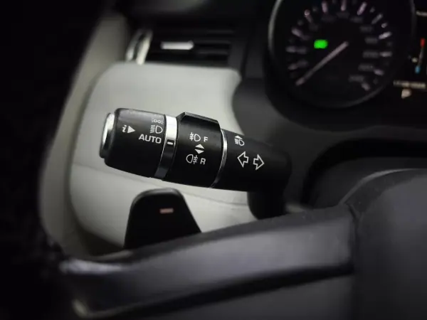 Land Rover Range Rover Evoque 2014 - 20950 EUR, 89503 km - AUTO.MOTO.pt - 89503km - foto 27 de 42