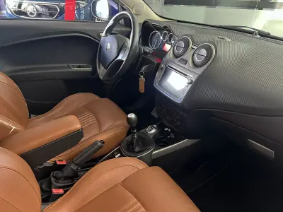 Alfa Romeo MiTo 2013 - 6800 EUR, 205649 km - AUTO.MOTO.pt - 205649km - foto 11 de 22