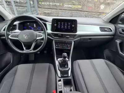 Volkswagen 1.2 TDi Confortline 2023 - 23900 EUR, 63150 km - AUTO.MOTO.pt - 63150km - foto 10 de 12