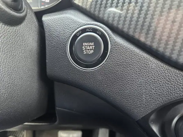 Kia Carens 2018 - 17700 EUR, 104900 km - AUTO.MOTO.pt - 104900km - foto 52 de 52