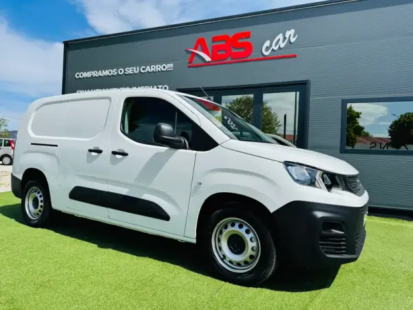 Peugeot FlexCab BlueHDi 100 L2 EHZ S&S Pro 2019 - 15000 EUR, 149000 km - AUTO.MOTO.pt - 149000km - foto 3 de 17