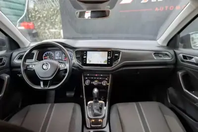 Volkswagen T-Roc 2019 - 21900 EUR, 135000 km - AUTO.MOTO.pt - 135000km - foto 25 de 48