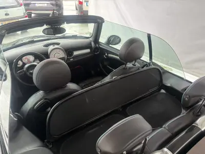 MINI Cooper 2015 - 12990 EUR, 178135 km - AUTO.MOTO.pt - 178135km - foto 5 de 11