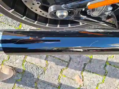 Harley-Davidson Softail® Breakout® 2016 - 14800 EUR, 11330 km - AUTO.MOTO.pt - 11330km - foto 5 de 5