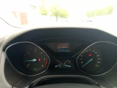 Ford Focus 2011 - 6990 EUR, 247800 km - 247800km - foto 15 de 16