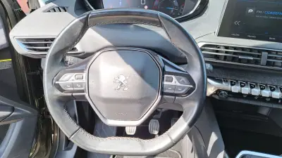 Peugeot 3008 2018 - 19900 EUR, 156128 km - 156128km - foto 21 de 49