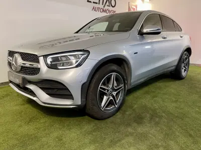 Mercedes-Benz GLC 300 2020 - 45500 EUR, 97000 km - AUTO.MOTO.pt - 97000km - foto 4 de 32