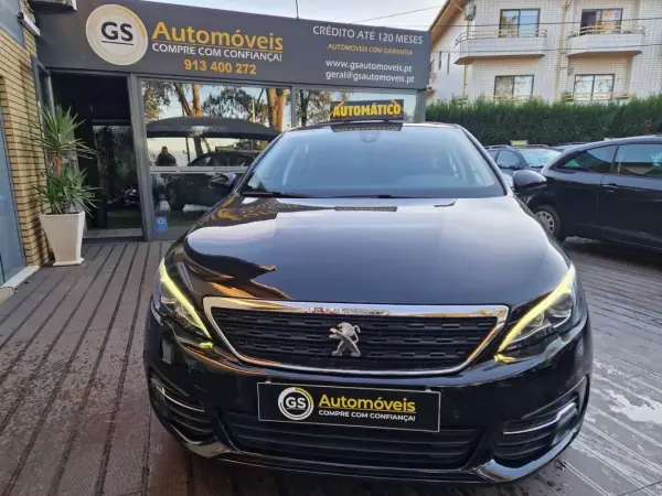Peugeot 308 SW 2019 - 12990 EUR, 133000 km - AUTO.MOTO.pt - 133000km - foto 2 de 13