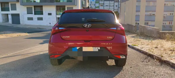 Hyundai i20 2021 - 13750 EUR, 59000 km - AUTO.MOTO.pt - 59000km - foto 3 de 11