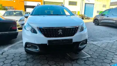 Peugeot 2008 2017 - 11500 EUR, 145000 km - AUTO.MOTO.pt - 145000km - foto 5 de 15