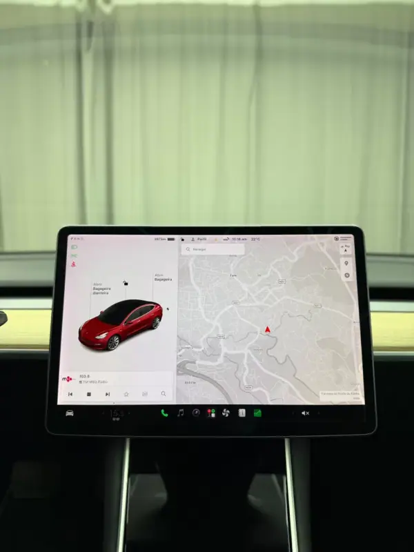Tesla Model 3 2019 - 19250 EUR, 158000 km - AUTO.MOTO.pt - 158000km - foto 11 de 23