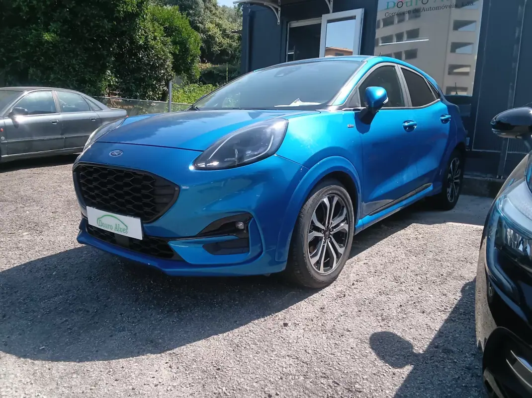 Ford Puma 2023 - 16250 EUR, 114683 km - AUTO.MOTO.pt - 114683km - foto 1 de 8