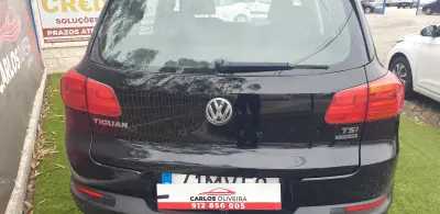 Volkswagen Tiguan 2012 - 10950 EUR, 178600 km - AUTO.MOTO.pt - 178600km - foto 6 de 17