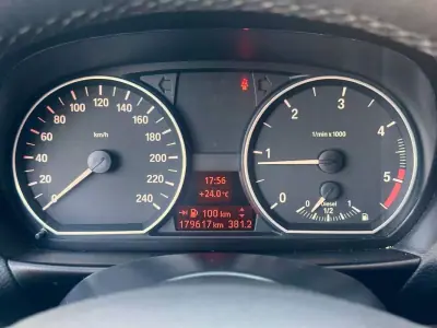 BMW 118 2012 - 16250 EUR, 172572 km - AUTO.MOTO.pt - 172572km - foto 23 de 60