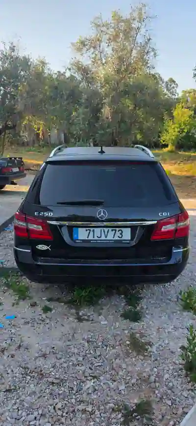 Mercedes-Benz E 250 2010 - 12500 EUR, 269500 km - AUTO.MOTO.pt - 269500km - foto 2 de 12