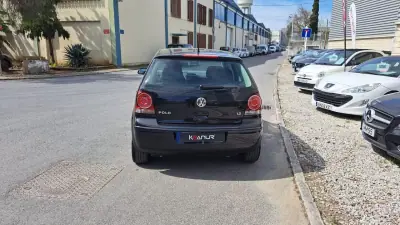 Volkswagen Polo 2008 - 4980 EUR, 154267 km - AUTO.MOTO.pt - 154267km - foto 19 de 38