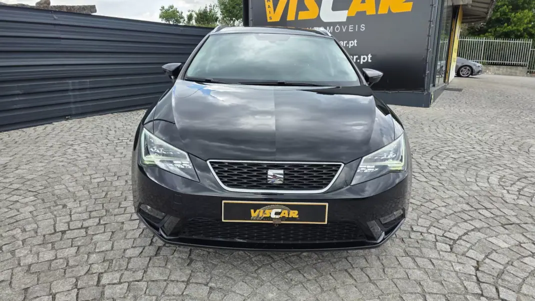 SEAT Leon ST 2015 - 13590 EUR, 95000 km - AUTO.MOTO.pt - 95000km - foto 9 de 23