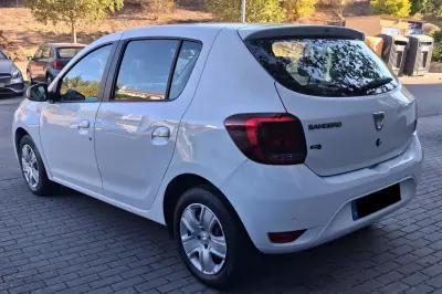 Dacia Sandero 2020 — photo 4 of 21