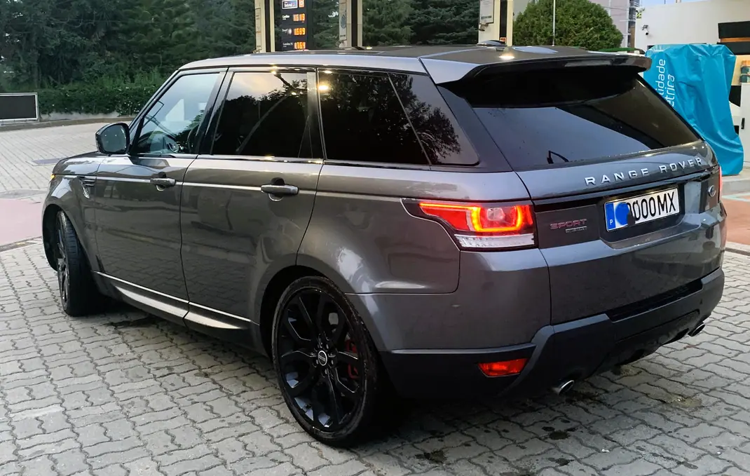 Land Rover Range Rover Sport 2014 - 32800 EUR, 252999 km - AUTO.MOTO.pt - 252999km - foto 4 de 18