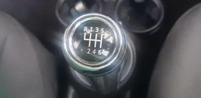 MINI One 2012 - 8990 EUR, 219000 km - AUTO.MOTO.pt - 219000km - foto 15 de 23