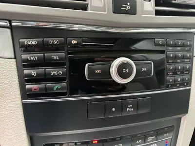 Mercedes-Benz E 250 2011 - 13800 EUR, 336000 km - AUTO.MOTO.pt - 336000km - foto 19 de 19