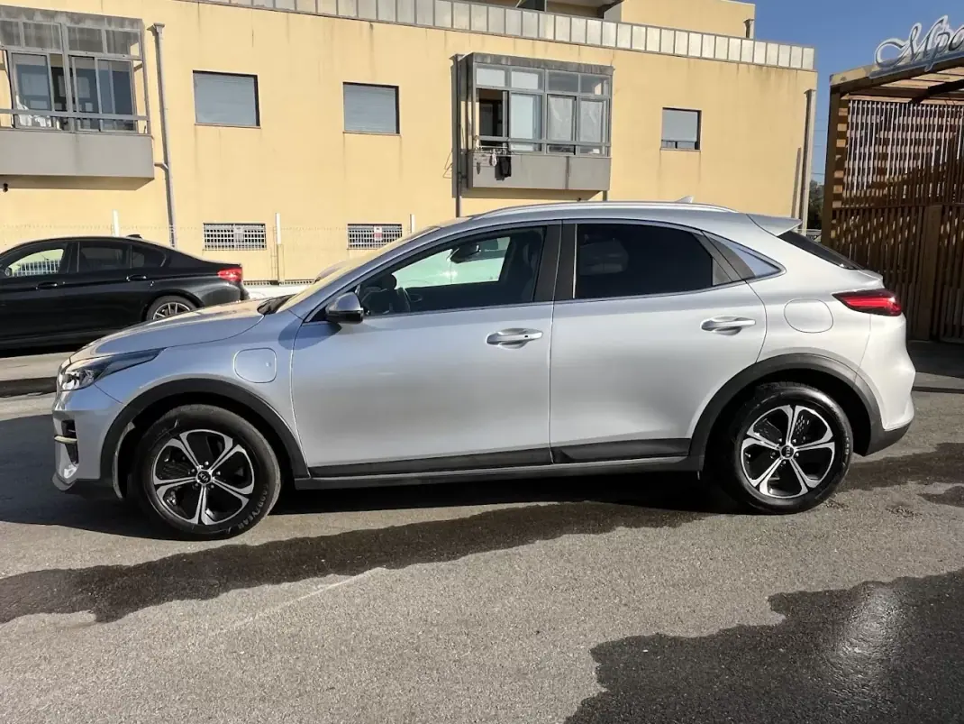 Kia XCeed 2021 - 16950 EUR, 147000 km - AUTO.MOTO.pt - 147000km - foto 8 de 33