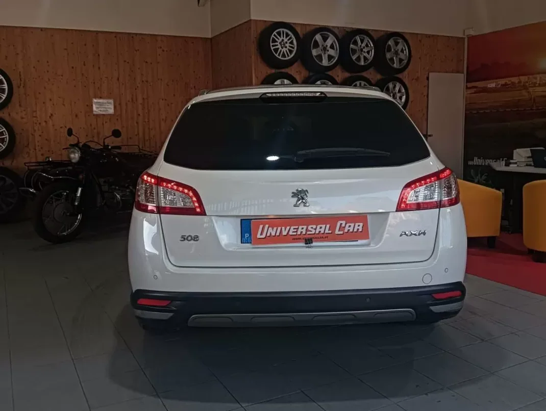 Peugeot 508 RXH 2012 - 13900 EUR, 195000 km - AUTO.MOTO.pt - 195000km - foto 4 de 18