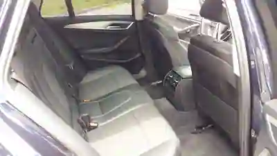 BMW 520 2017 - 28000 EUR, 95000 km - AUTO.MOTO.pt - 95000km - foto 5 de 15