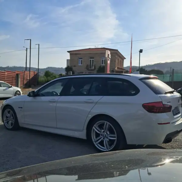 BMW M550d 2013 - 28690 EUR, 163000 km - AUTO.MOTO.pt - 163000km - foto 3 de 18