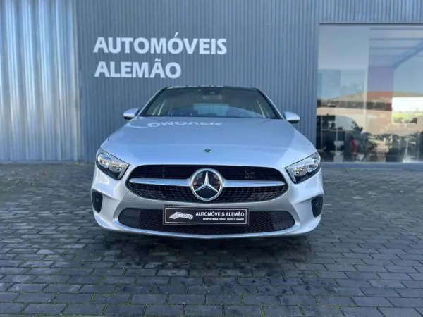 Mercedes-Benz A 250e 2021 - 26950 EUR, 74456 km - AUTO.MOTO.pt - 74456km - foto 5 de 17