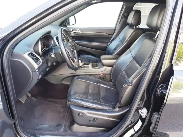 Jeep Grand Cherokee 2016 - 34950 EUR, 135350 km - AUTO.MOTO.pt - 135350km - foto 7 de 60
