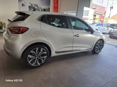 Renault Clio 2020 - 13990 EUR, 75586 km - AUTO.MOTO.pt - 75586km - foto 5 de 22