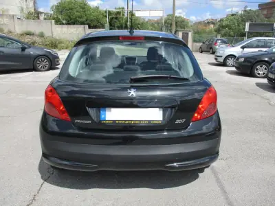 Peugeot 207 2007 - 4500 EUR, 180000 km - AUTO.MOTO.pt - 180000km - foto 7 de 11