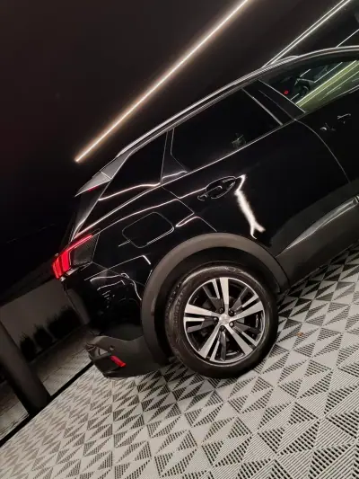 Peugeot 3008 2020 - 19750 EUR, 125731 km - AUTO.MOTO.pt - 125731km - foto 6 de 16