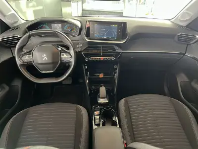Peugeot e-208 2020 - 16800 EUR, 25181 km - 25181km - foto 10 de 24