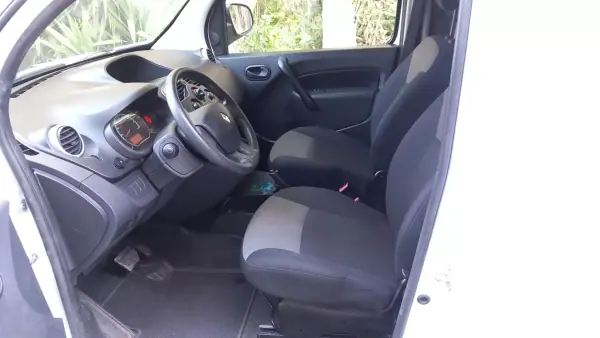 Renault Kangoo 2021 - 19500 EUR, 92500 km - AUTO.MOTO.pt - 92500km - foto 5 de 17