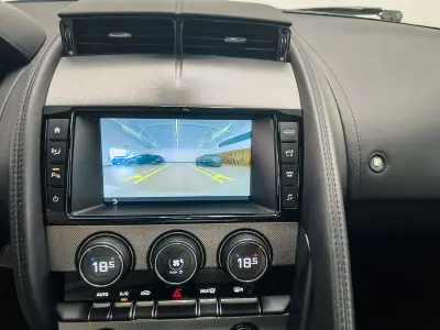 Jaguar F-Type 2017 - 47900 EUR, 54000 km - AUTO.MOTO.pt - 54000km - foto 12 de 20