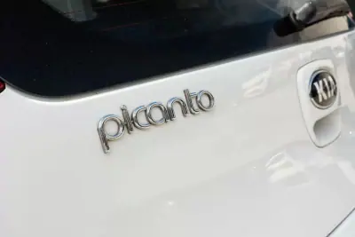 Kia Picanto 2016 - 6900 EUR, 230360 km - AUTO.MOTO.pt - 230360km - foto 7 de 19