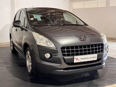Peugeot 3008 2011 - 7900 EUR, 218000 km - AUTO.MOTO.pt - 218000km - foto 3 de 22