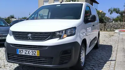 Peugeot Partner L2  1.5 Bluehdi 100CV 2020
