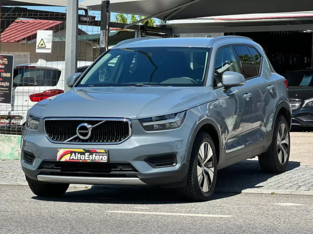 Volvo XC 40 2020 - 29900 EUR, 68976 km - AUTO.MOTO.pt - 68976km - foto 13 de 35