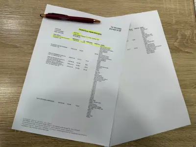 Volkswagen Passat Variant 2019 - 17999 EUR, 143121 km - AUTO.MOTO.pt - 143121km - foto 8 de 8