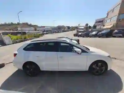 SEAT Leon ST 2019 - 13000 EUR, 158000 km - 158000km - foto 3 de 15