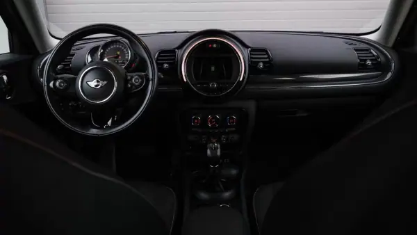 MINI Clubman 2019 - 14800 EUR, 267000 km - AUTO.MOTO.pt - 267000km - foto 10 de 23