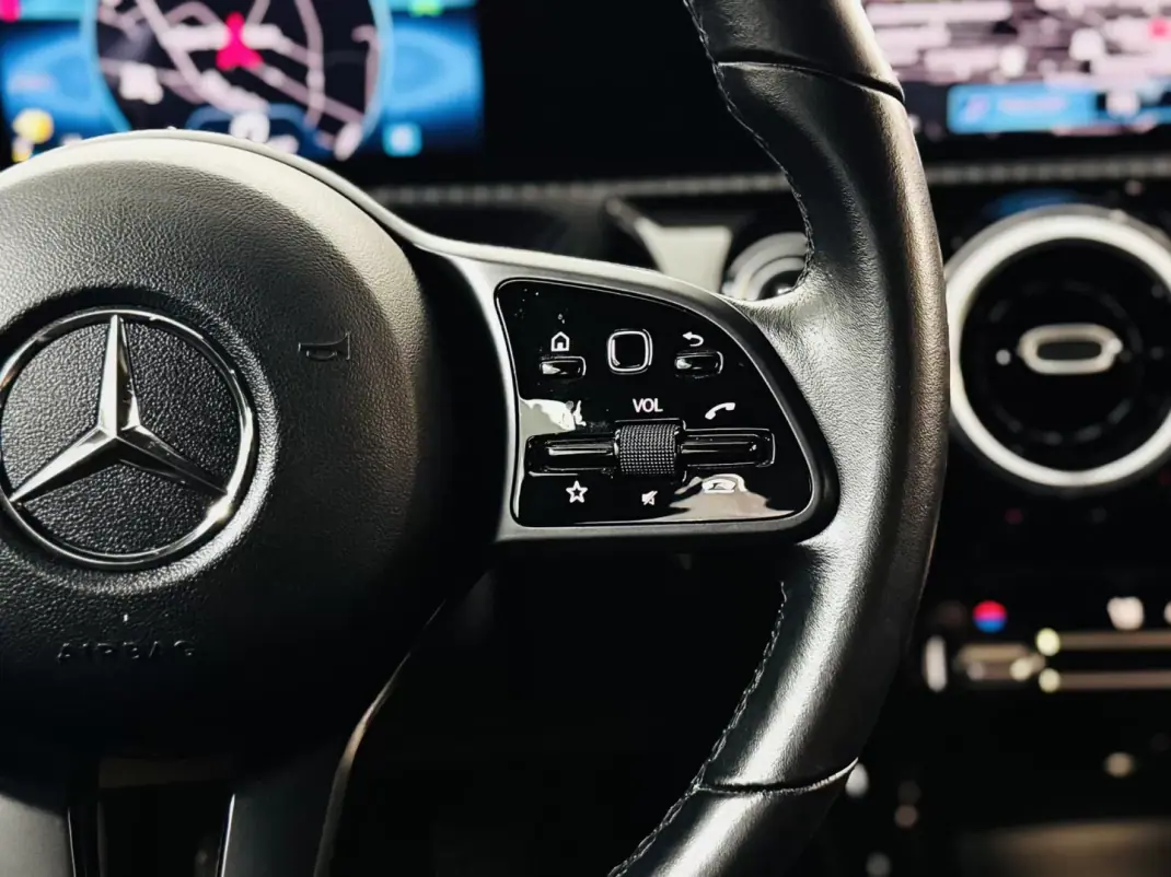 Mercedes-Benz CLA 180 2020 - 19950 EUR, 124000 km - AUTO.MOTO.pt - 124000km - foto 31 de 54