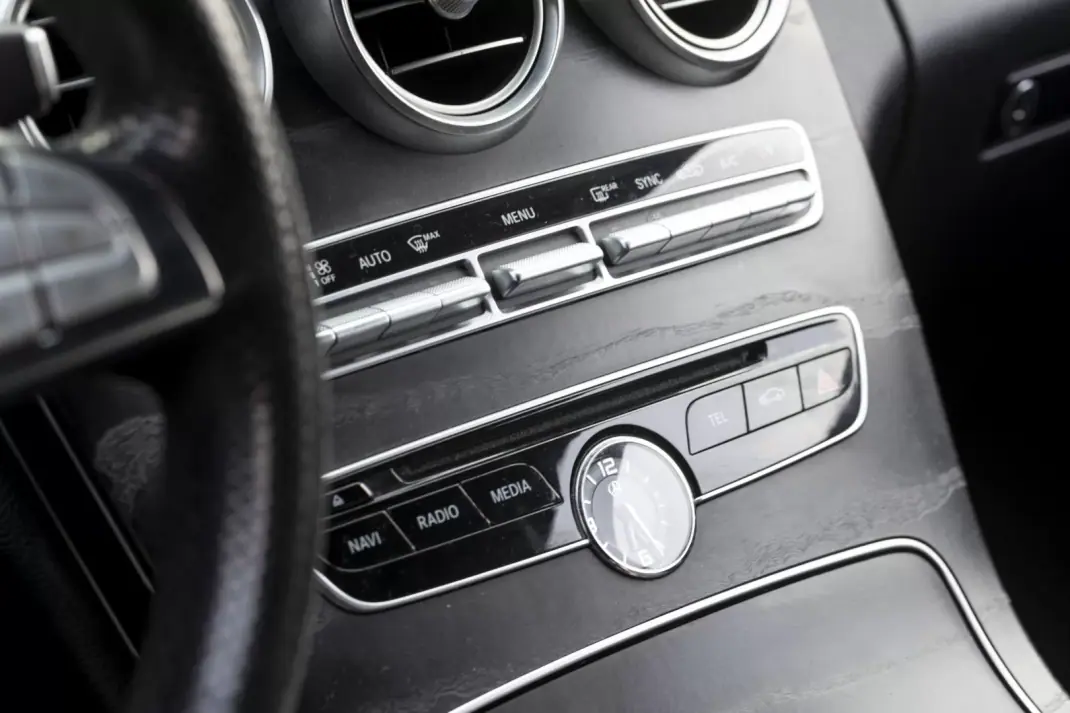 Mercedes-Benz C 220 2015 - 27900 EUR, 187660 km - 187660km - foto 19 de 41