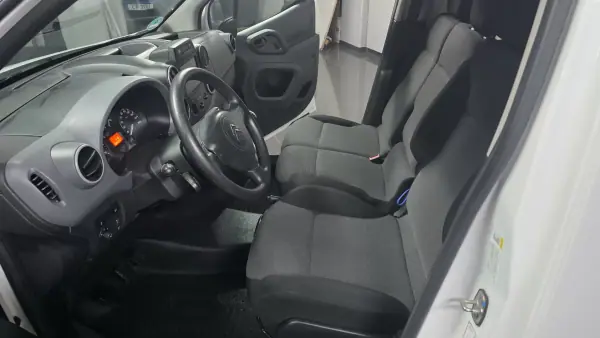 Citroën Berlingo 1.6 Bluehdi L2 100 cv longa C Iva 2018 - 14990 EUR, 84000 km - AUTO.MOTO.pt - 84000km - foto 3 de 15