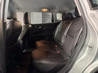 Jeep Compass 2021 - 18990 EUR, 40400 km - AUTO.MOTO.pt - 40400km - foto 23 de 27